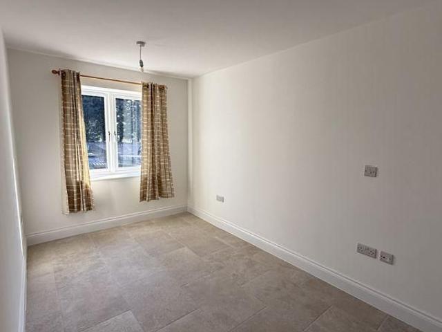 3 bedroom detached house to rent