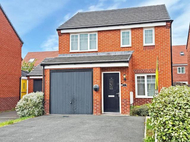 3 bedroom detached house to rent