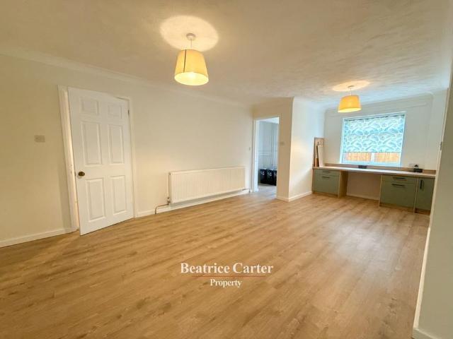 3 bedroom detached house to rent