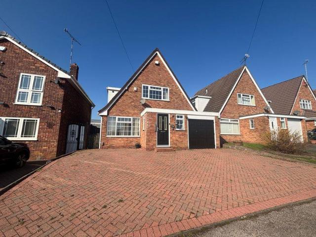 3 bedroom detached house to rent