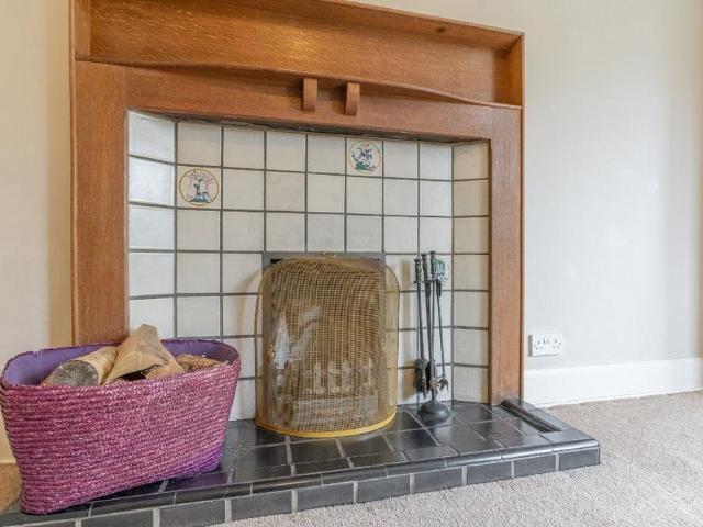 3 bedroom detached house to rent