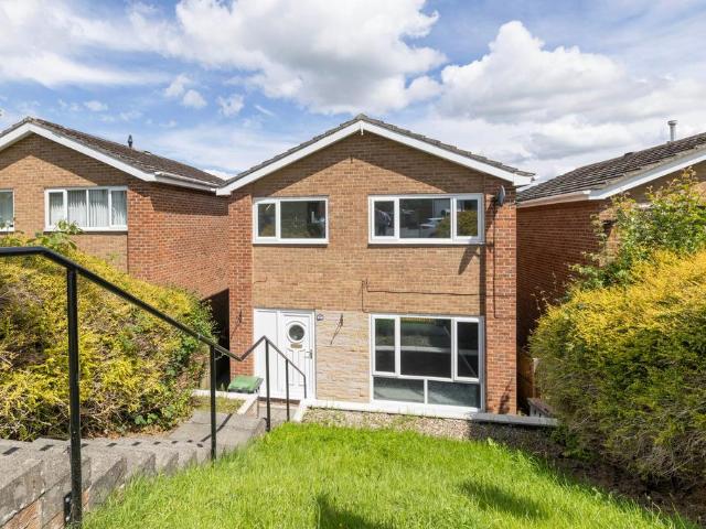3 bedroom detached house to rent