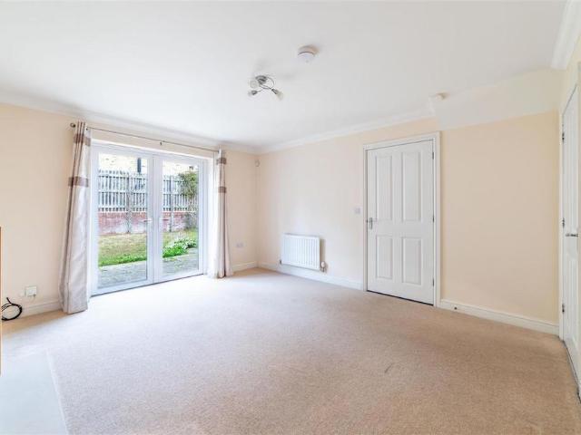 3 bedroom detached house to rent