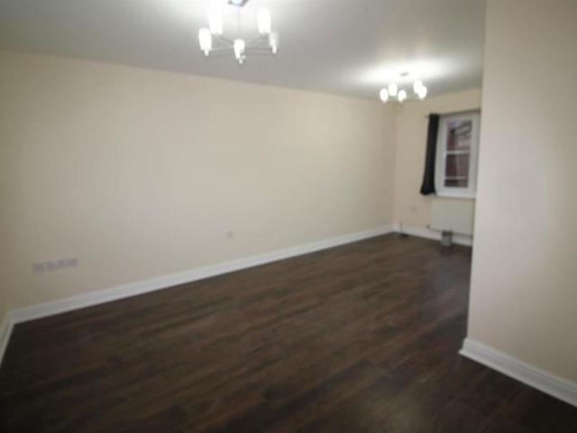 3 bedroom detached house to rent