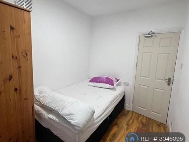 3 bedroom detached house to rent