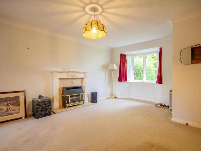 3 bedroom detached house to rent
