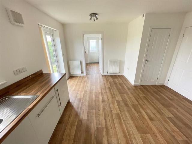 3 bedroom detached house to rent