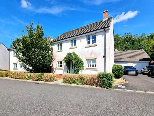 3 bedroom detached house to rent