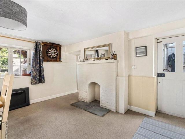 3 bedroom detached house to rent