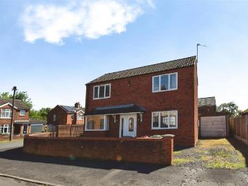 3 bedroom detached house to rent