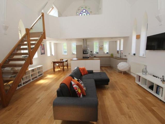 3 bedroom detached house to rent