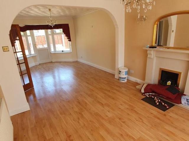 3 bedroom detached house to rent