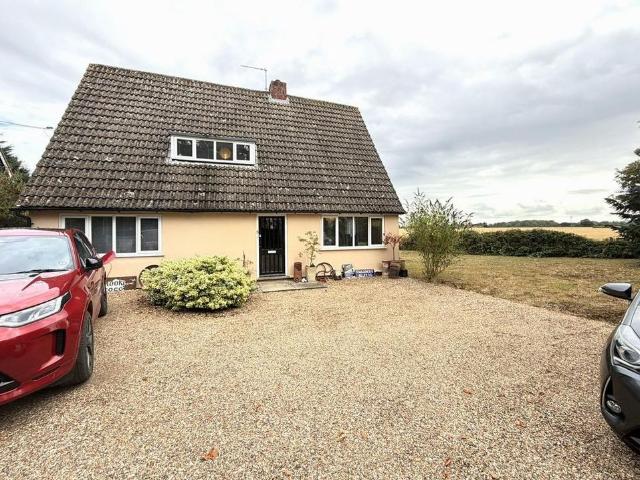 3 bedroom detached house to rent