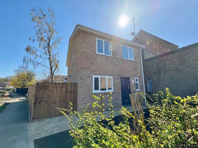 3 bedroom detached house to rent