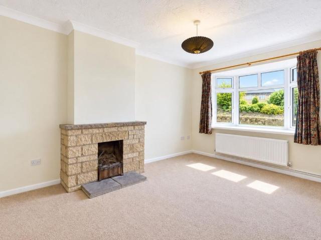 3 bedroom detached house to rent