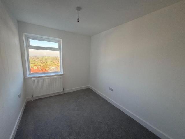 3 bedroom detached house to rent