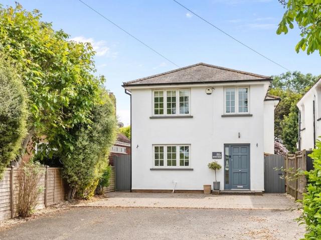 3 bedroom detached house to rent