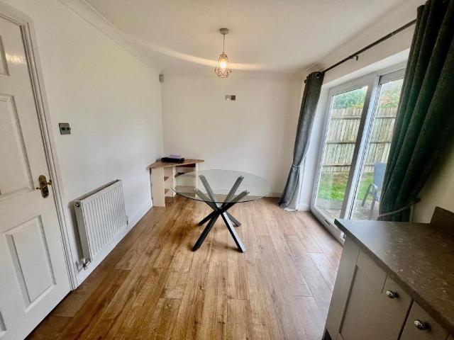 3 bedroom detached house to rent