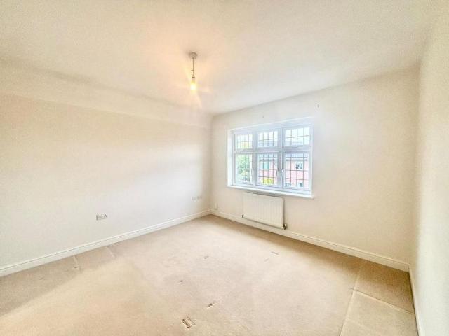 3 bedroom detached house to rent