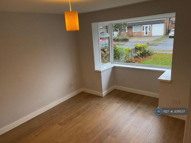 3 bedroom detached house to rent