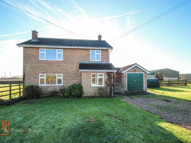 3 bedroom detached house to rent