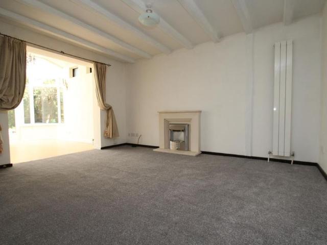 3 bedroom detached house to rent