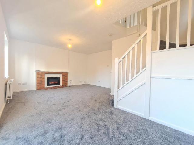 3 bedroom detached house to rent