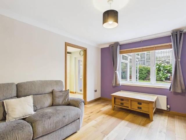 3 bedroom detached house to rent