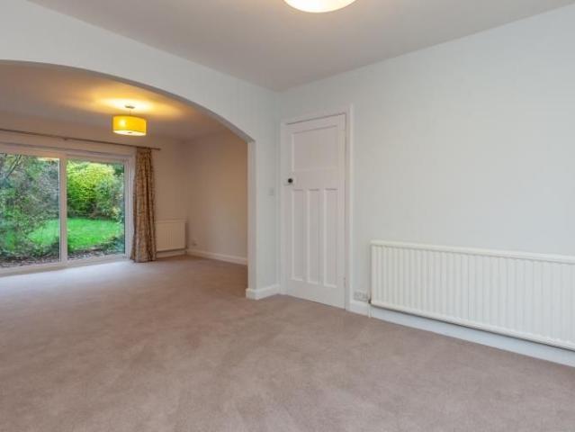 3 bedroom detached house to rent