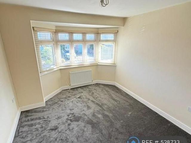 3 bedroom detached house to rent