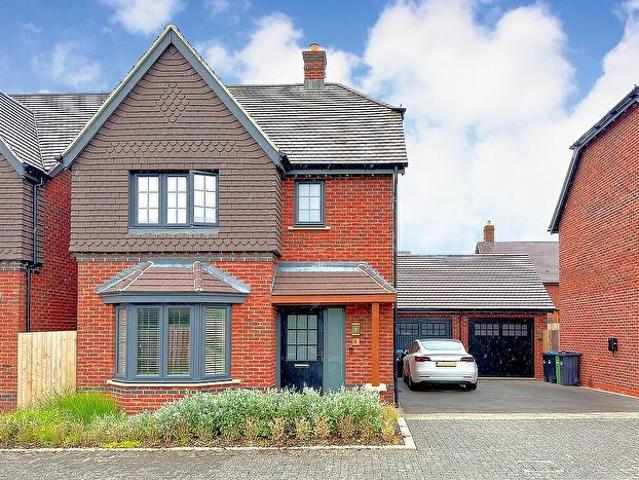 3 Bedroom Detached House To Rent In Wavendon, Milton Keynes, MK17
