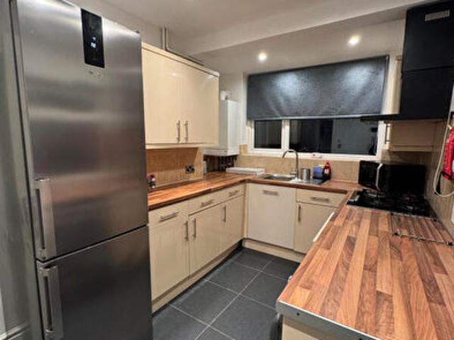 3 Bedroom Detached House To Rent In Westholme Gardens, Aspley, Nottingham, NG8