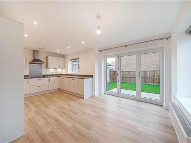 3 Bedroom Detached House To Rent In Bedroom Detached House In Upton Hall Crescent, Upton, Northampton, NN5
