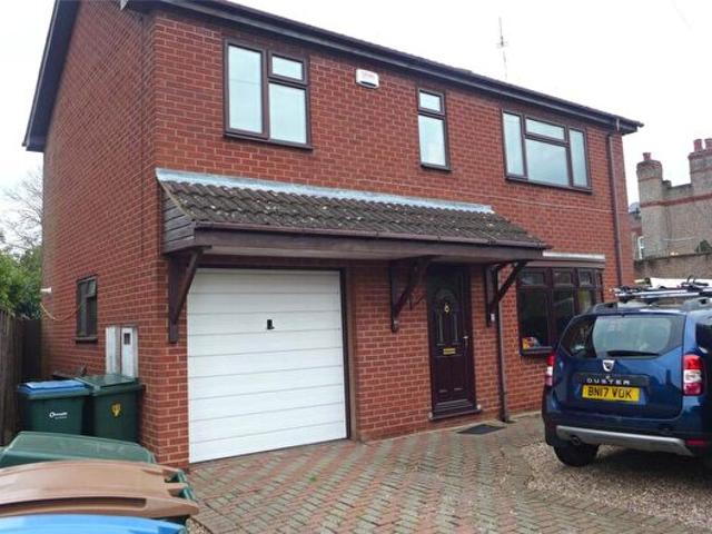 3 Bedroom Detached House To Rent In Beech Tree Avenue, Tile Hill, Coventry, CV4