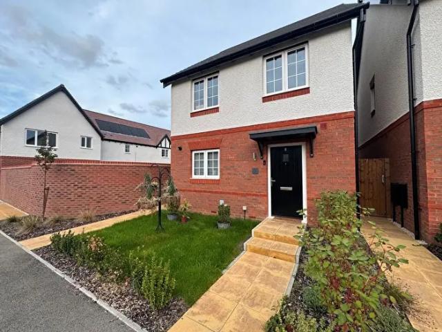 3 Bedroom Detached House To Rent In Chester Avenue, Leicester, LE7