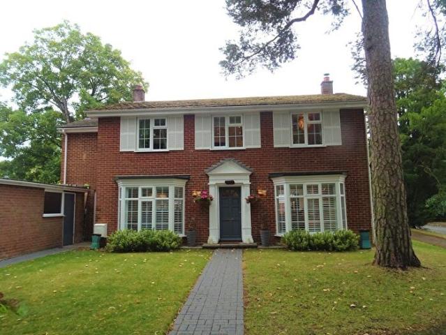3 Bedroom Detached House To Rent In East Hills, Cranfield, MK43