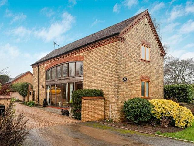 3 Bedroom Detached House To Rent In Flecknoe, Rugby, CV23