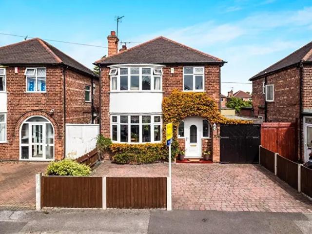 3 Bedroom Detached House To Rent In Franklyn Gardens, Beechdale, NG8