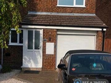 3 Bedroom Detached House To Rent In Golden Drive, Milton Keynes, MK6