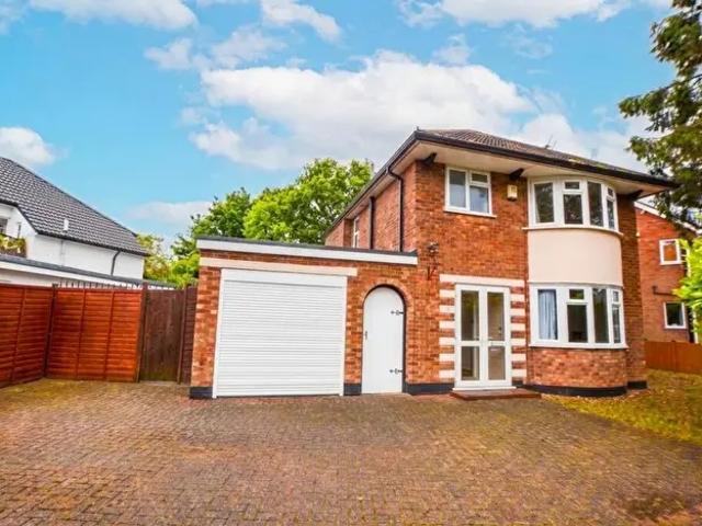 3 Bedroom Detached House To Rent In Granville Avenue, Oadby, Leicester, LE2