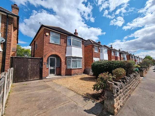 3 Bedroom Detached House To Rent In Heckington Drive, Nottingham, NG8