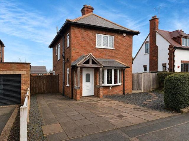 3 Bedroom Detached House To Rent In Kings Drive, Littleover, Derby, DE23