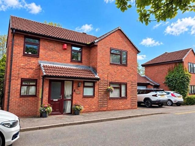 3 Bedroom Detached House To Rent In Mill Lane, Fazeley, B78