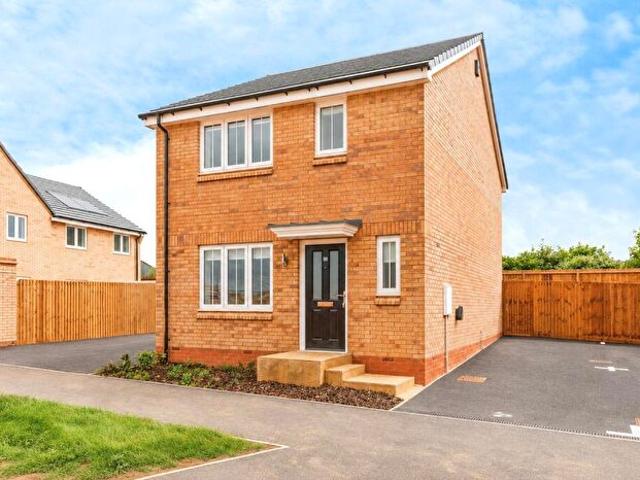 3 Bedroom Detached House To Rent In Sickle Drive, Wellingborough, Northamptonshire, NN8