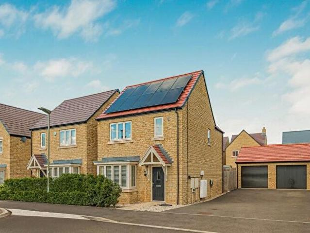 3 Bedroom Detached House To Rent In Spitfire Drive, Witney, OX29