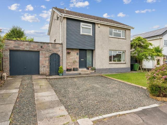 3 bedroom detached villa house for sale