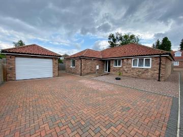 3 bedroom detached villa house to rent