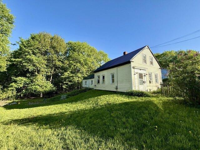 3 bedroom, Dexter ME 04930 105612182