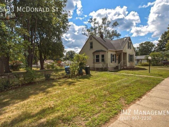 3 bedroom, Dearborn Heights MI 48125 105211845