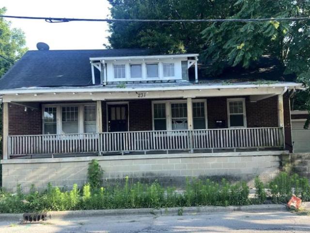 3 bedroom, Decatur IL 62522 105989069